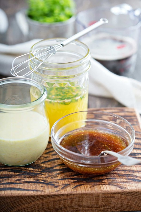 What's the Best Way to Marinate a Gourmet Lamb Shank before Slow Cooking?