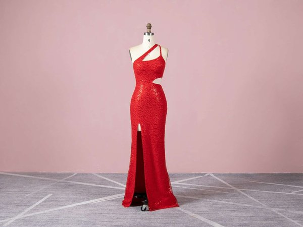 How to Select a Professional Sheath Dress That Conceals Workout Compression Gear?