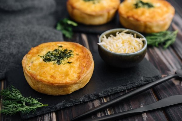 How to Make a Gourmet Quiche Lorraine with a Buttery Shortcrust Pastry?